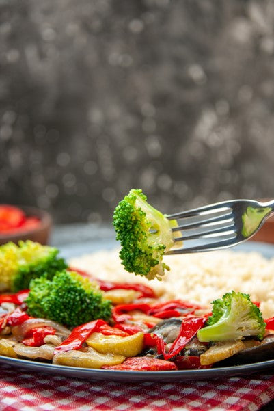 Broccoli and Mushroom Stir-Fry with Garlic and Ginger