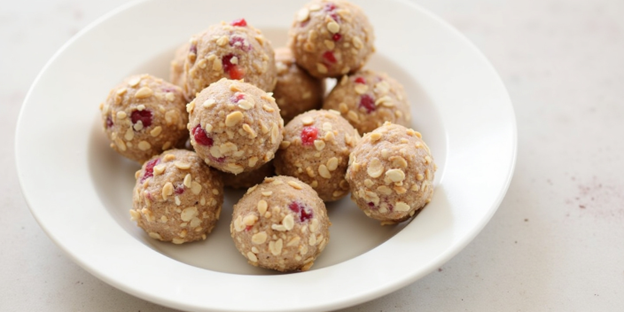 Fruit & Nut Energy Bites
